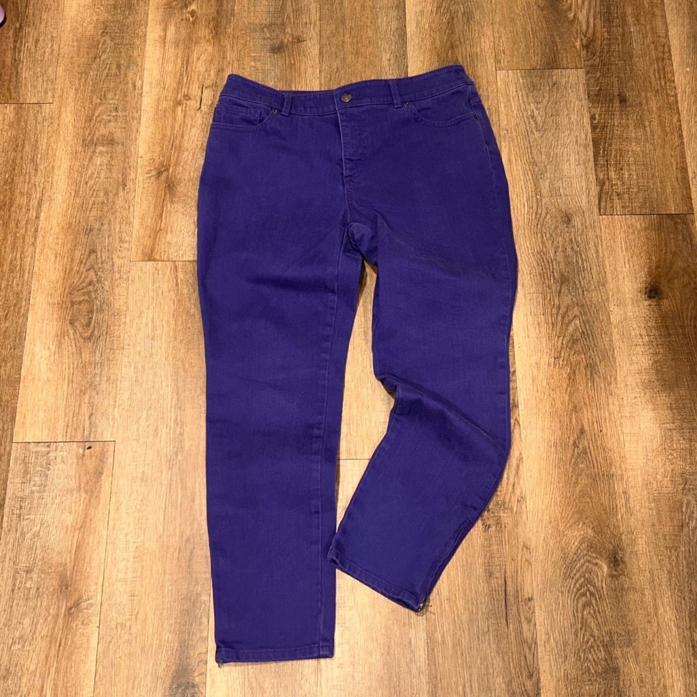 Chicos So Slimming Purple Ankle Pants Size 1.5 Zipper Hem Stretch Statement